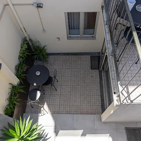 Oporto Lovely House-3