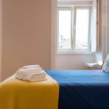 A Window To Porto - Apartment In The Heart Of The City-3