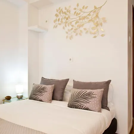 Aposentus - Downtown Bright Apartment-2