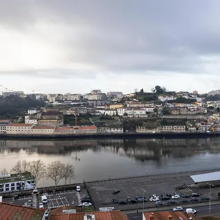 Authentic Porto House-3
