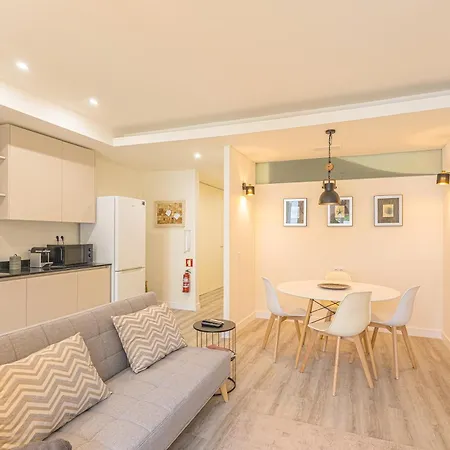 Marilia'S Garden Apartment-2
