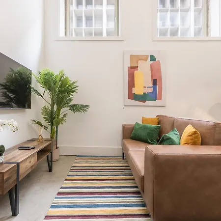 Industrial Cozy Loft Downtown Porto-3