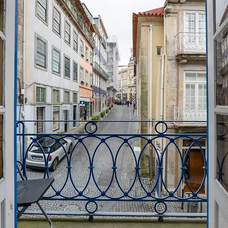Renovated Feb25 Clerigos Cozy Balcony With Self Check In-2