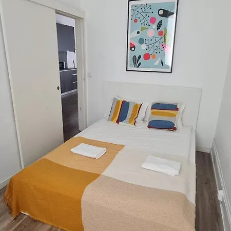 Downtown Fantail-2