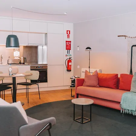 Oporto Serviced Apartments - Miragaia-3
