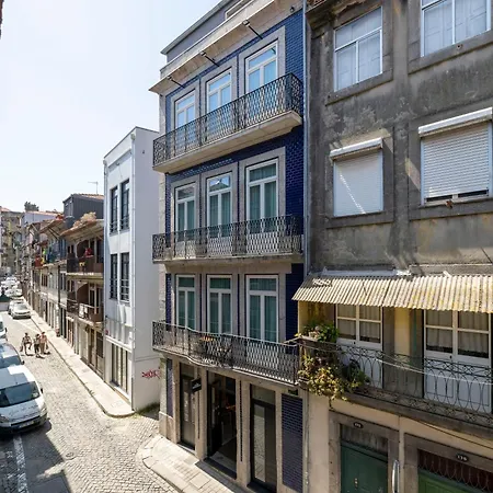 Lavandeira Oporto Apartments-3