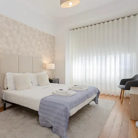 Liiiving In Porto | Light Spacious Apartment-2