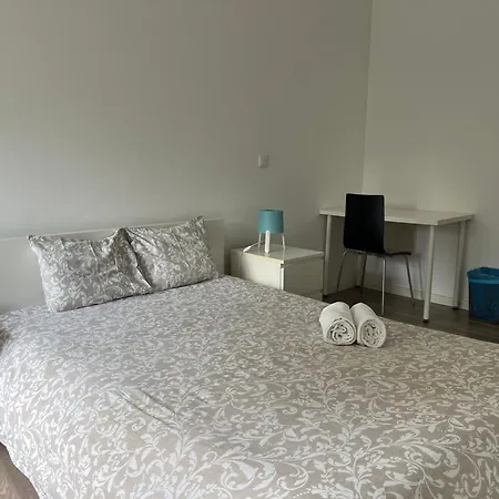 Moreira Guest House-3