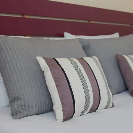 Spot Apartments-2