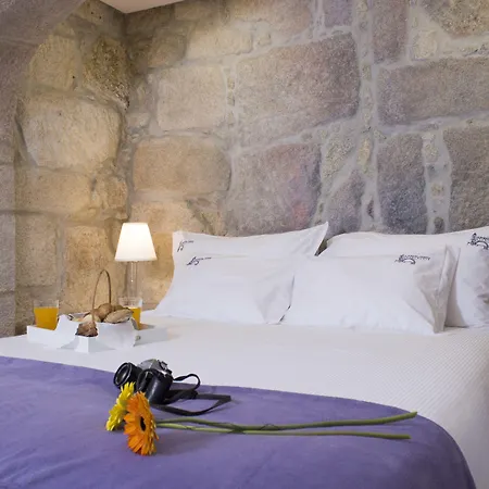 Authentic Porto Apartments-3
