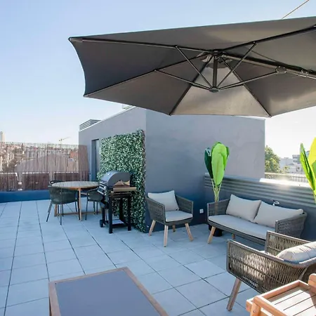 Liiiving In Porto-Modern & Glam Rooftop Apartment-3