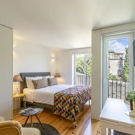 Charming City Centre Studio Near Aliados - Inside Porto Apartments "Pinheiro"-3