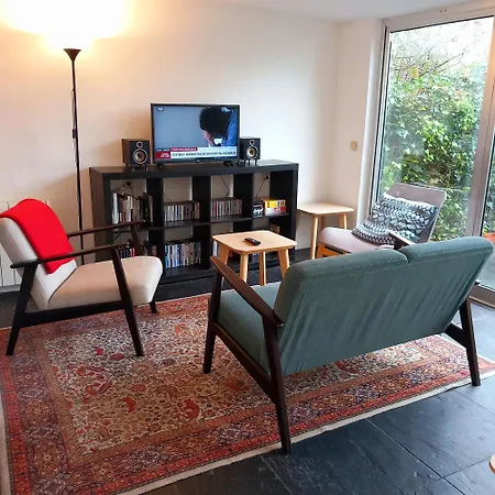 Apartment With Private Garden-3