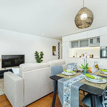 Luxury In The Art District By Innkeeper-2