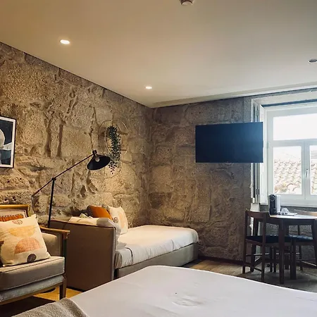 Oca Ribeira do Porto AT-2