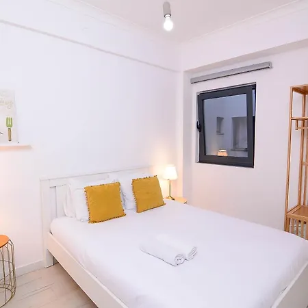Travel And Live Apartments-2