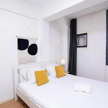 Travel And Live Apartments-2
