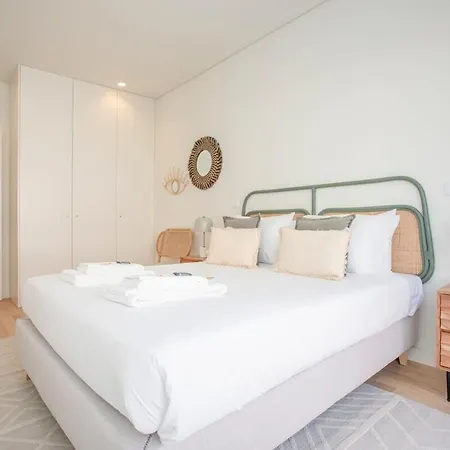 Liiiving In Porto - City Design Apartments-2