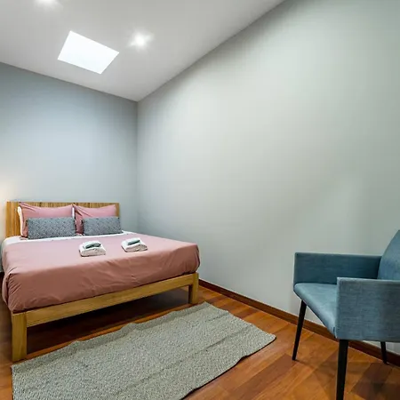 Experience The Charm Porto Apartment With Terrace-3