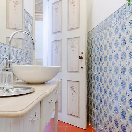 Get A Unique And Luxury Flat-2