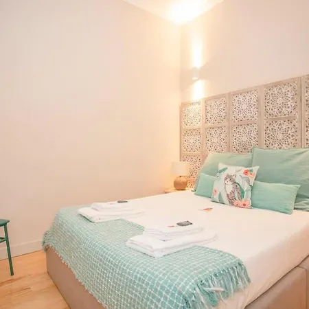 Liiiving In Porto - Ribeira Secret Apartment-3
