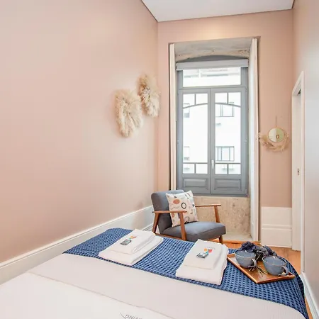 Liiiving In Porto - Chic & Sweet Home-2