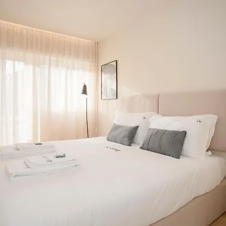 Liiiving In Porto - Uptown Pearl Apartment-3