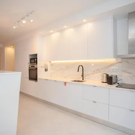 Liiiving In Porto - Modern Design Home - Kids Friendly-3