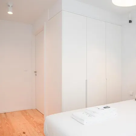 Liiiving In Porto - Modern & Glam Apartment M-2