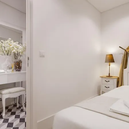 Oporto Vintage Apartment-2