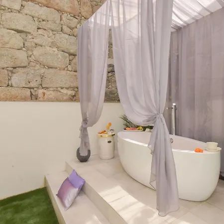 Oporto Vintage Apartment-2