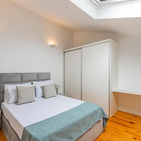 A Window To Porto - Estudios Pestana Houses-3