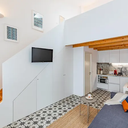 A Window To Porto - Estudios Pestana Houses-2