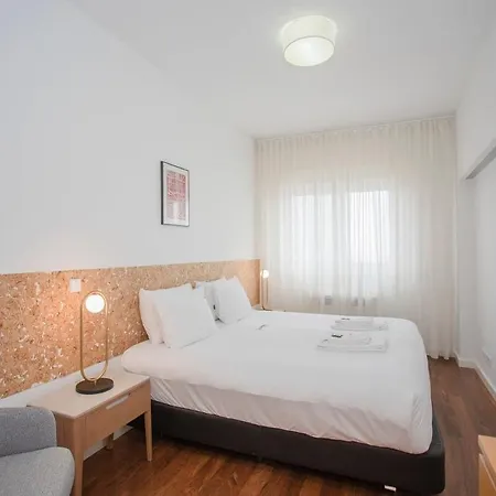 Liiiving In Porto - Light Trendy Apartment-2