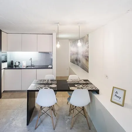 Guestready - Cathedral Design Apartments-2