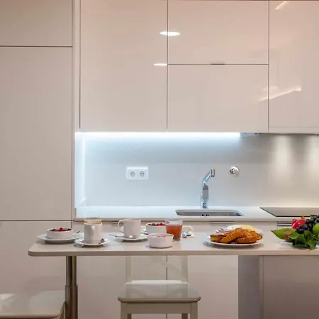 24 Novíssímo Estudio Porto Cedofeita AC Olive-2