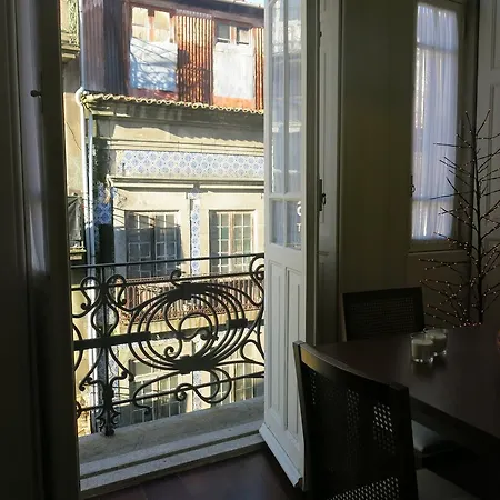 Chateau Flores-2