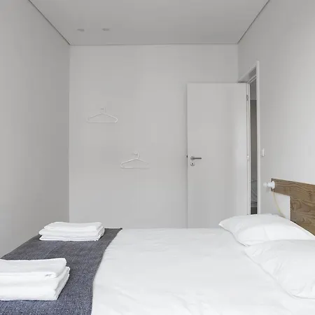 Orm - Saraiva De Carvalho Apartments-2