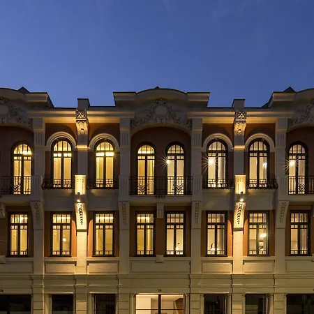 Thomaz Palace-2
