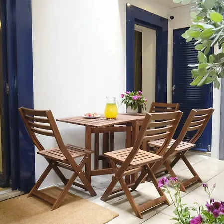 Oporto Wall Apartments-3
