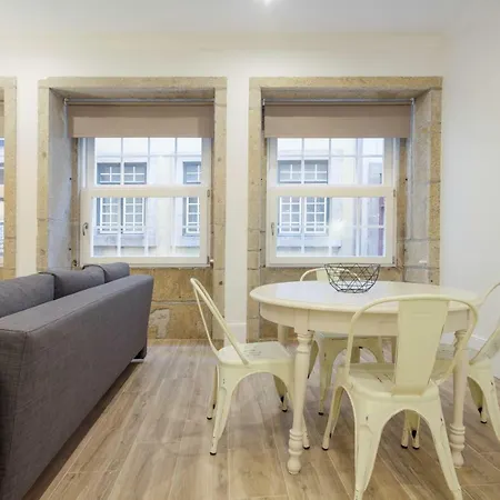 Ohh -S Joao Apartments- Riverside-3