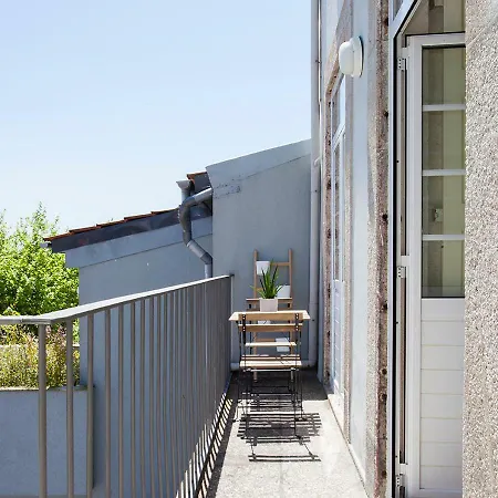 Liiiving In Porto | Central Secret Balcony-2