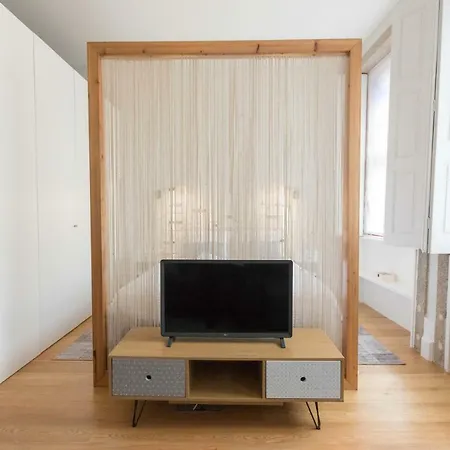 Charm In C - Porto Center Apartment-3