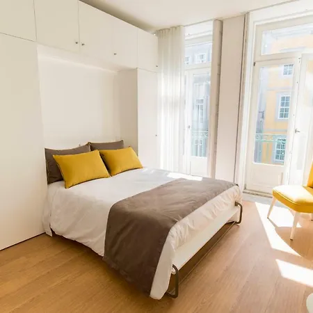 Downtown Porto Mouzinho Studio Apts-3