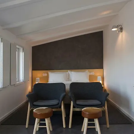 Oporto Design Attic - Solar da Avenida-3