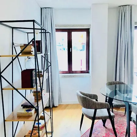 Oporto Chic&Cozy - S. Bento-2