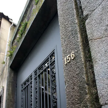 HM - Carlos Alberto Apartment 2-3