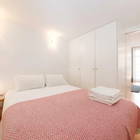 Skylight Apartment-2
