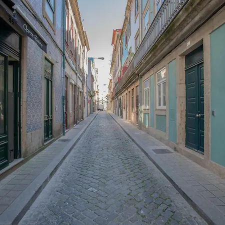 Liiiving In Porto - Cozy & Chic Downtown-3