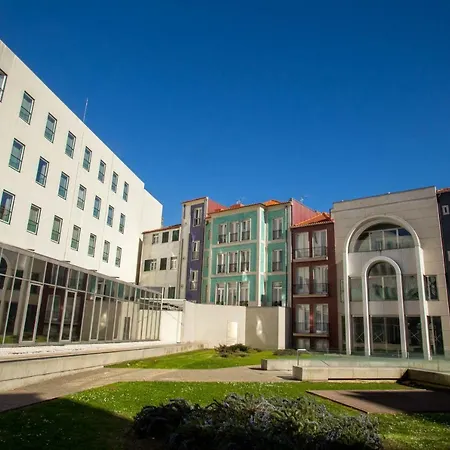 Cardosas Square Apartments By Porto City Hosts-2
